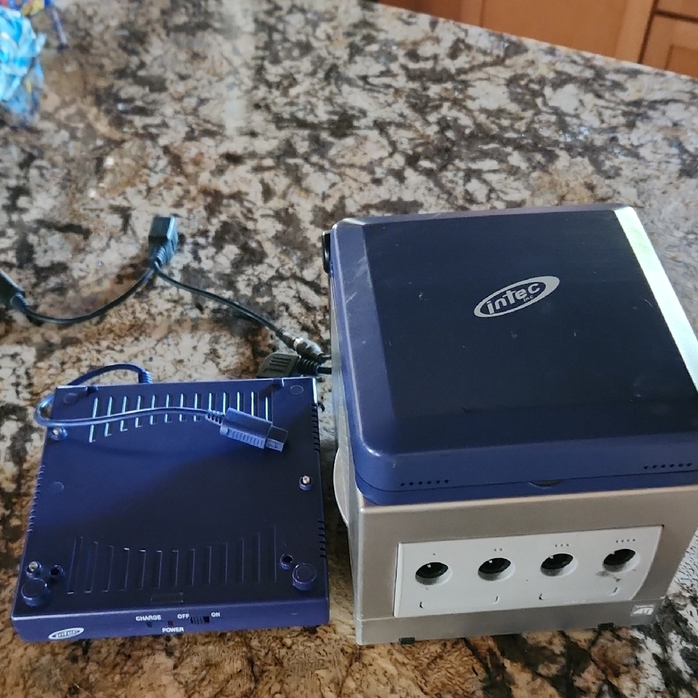 Intec Game Console with Accessories
